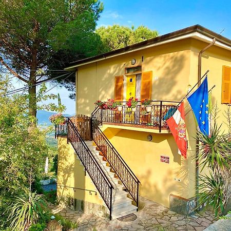 La Ginestra B&B Fosdinovo Bagian luar foto