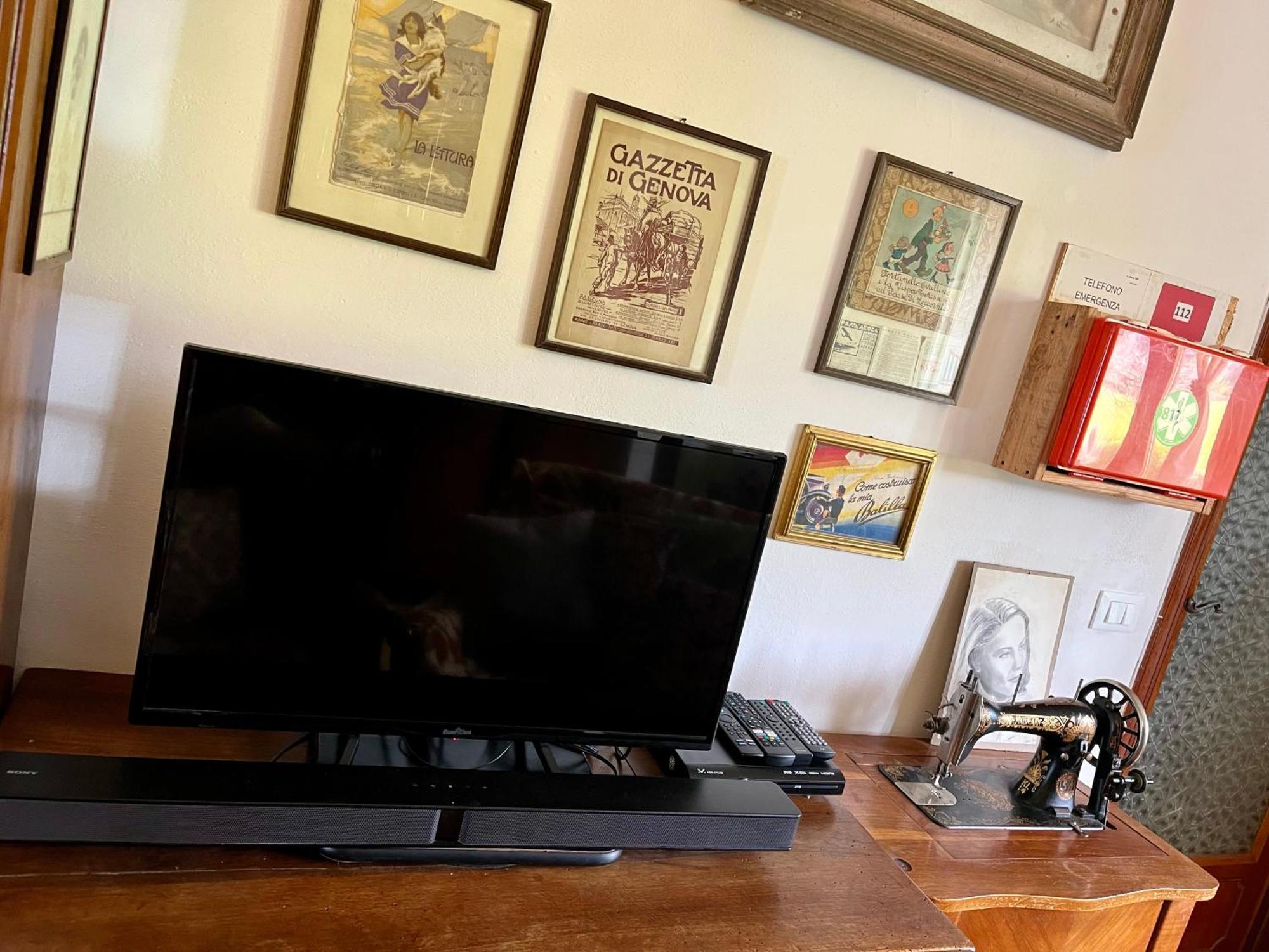 La Ginestra B&B Fosdinovo Bagian luar foto
